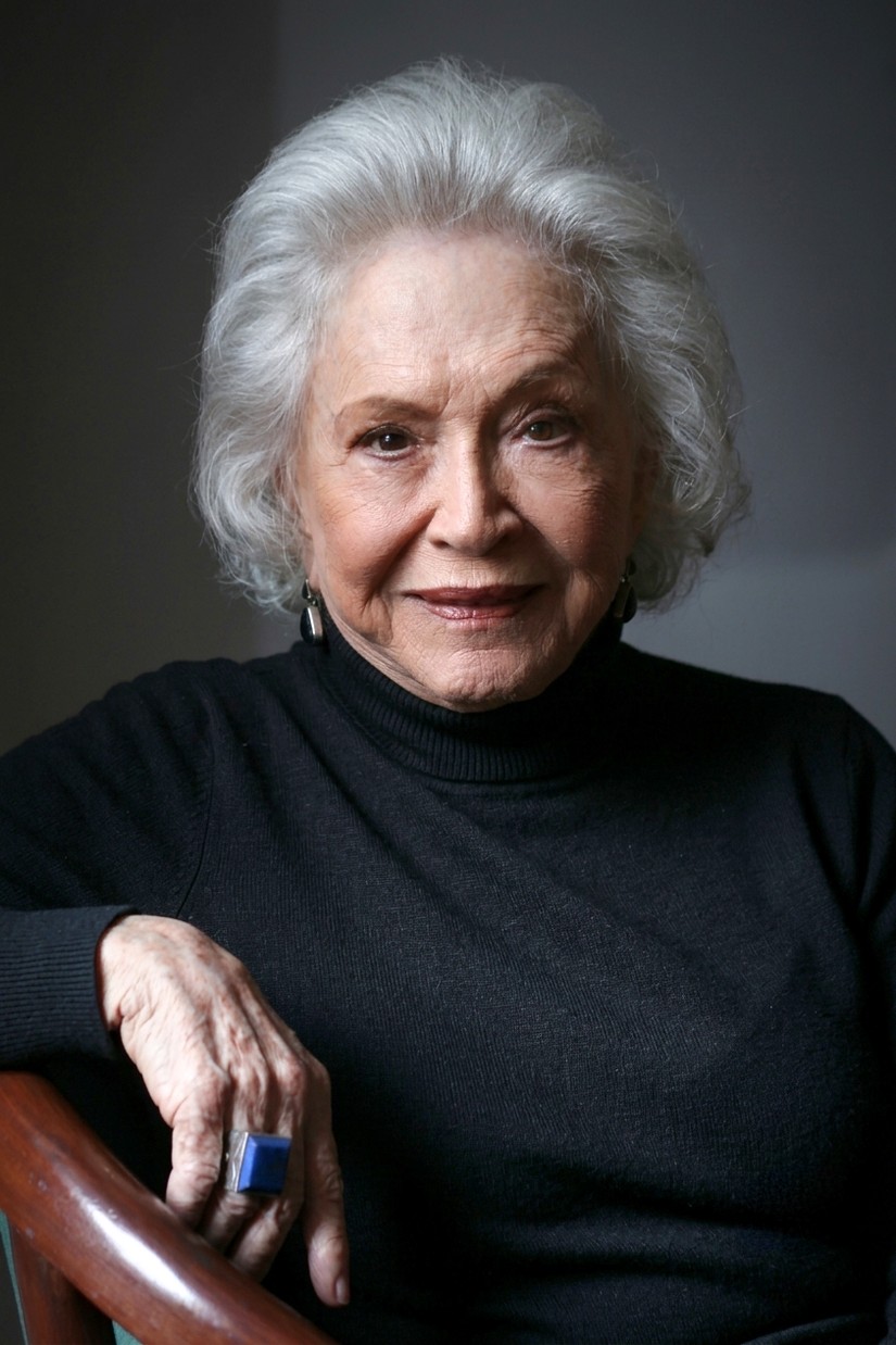 Nathalia Timberg Revista PORTFOLIO (1)